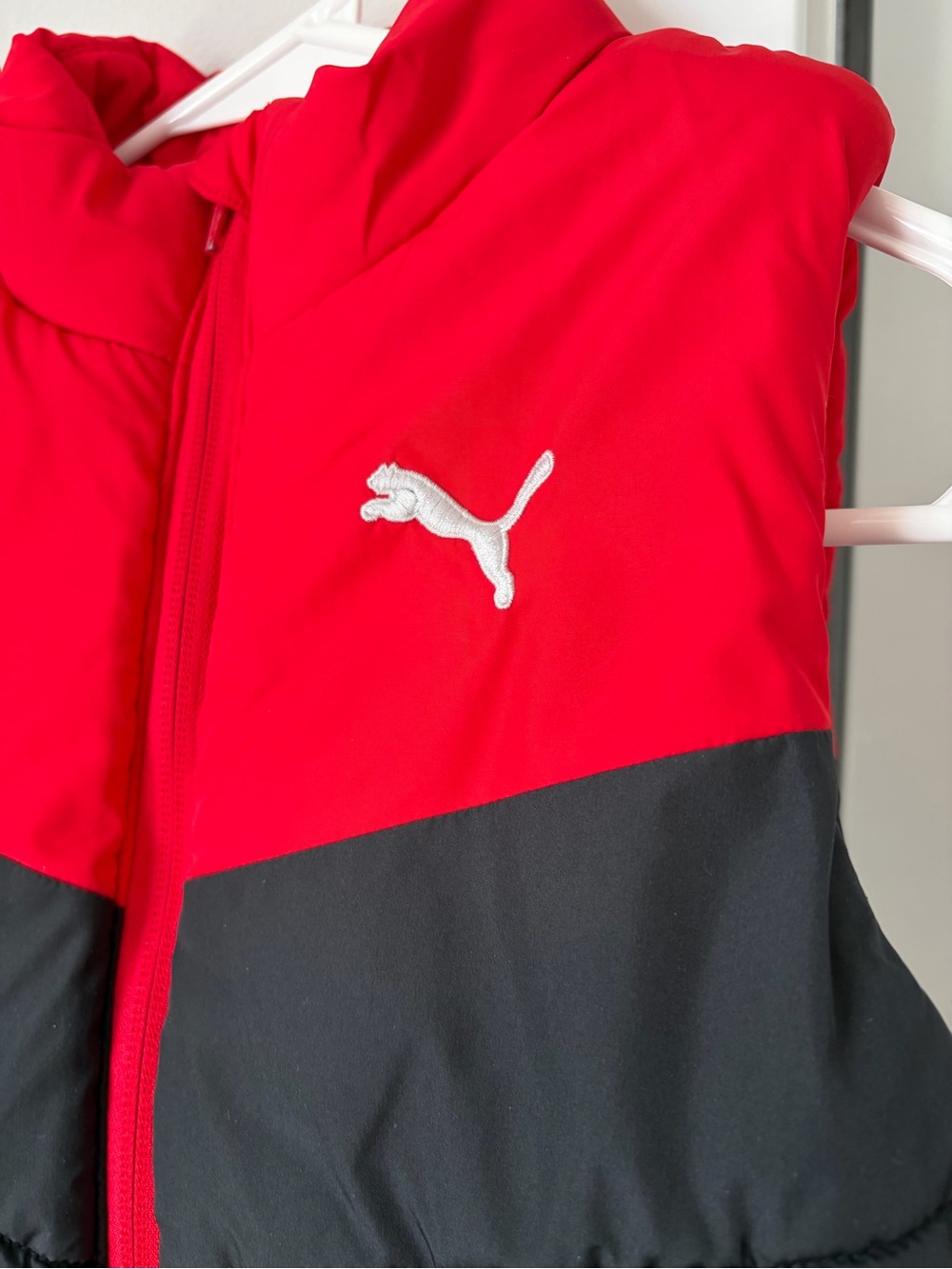 Boy’s Puma Puffer Vest Size Small 7/8 Red Black Fall Winter Colorblock Kids - Picture 2 of 7